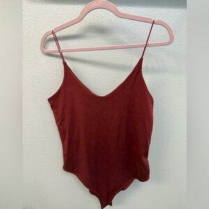 Gaze Dark Red Spaghetti Strap Camisole